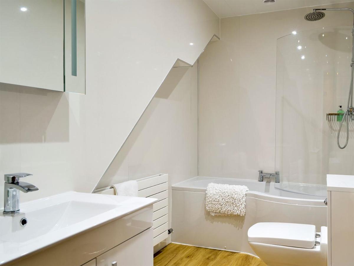 Seascape Cottage Allonby Bagian luar foto